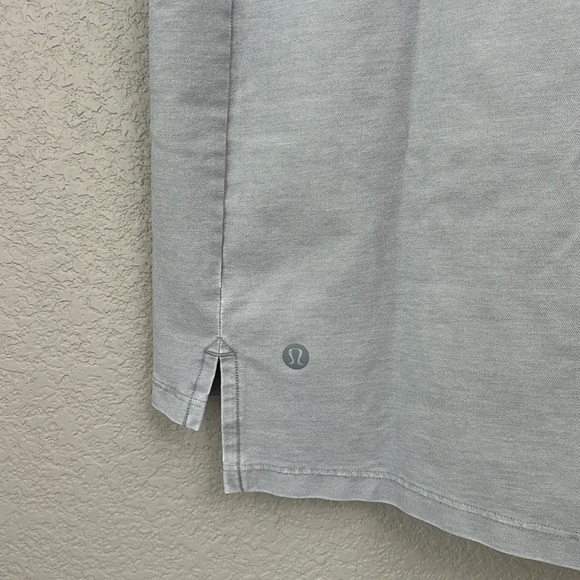 Lululemon Men’s Commission Short Sleeve Hi Lo Side Slit T-Shirt Gray Large - Picture 4 of 6